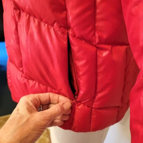 DOWN Jacket RED Montana Mountaineering HOOD Small - Picture 2 of 15